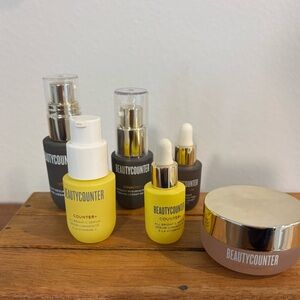 6 PIECE BEAUTY COUNTER PRODUCTS